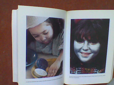 Visages intimes. Le maquillage libre