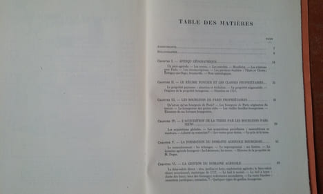 Bourgeois et Paysans au XVIIe siècle - Recherche sur le rôle des bourgeois parisiens dans la vie agricole au Sud de Paris au XVIIe siècle
. VENARD ...