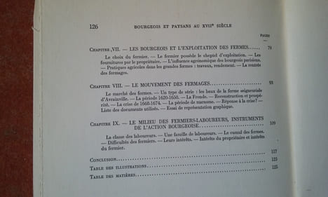 Bourgeois et Paysans au XVIIe siècle - Recherche sur le rôle des bourgeois parisiens dans la vie agricole au Sud de Paris au XVIIe siècle
. VENARD ...