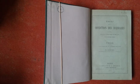 Essai sur la condition des Barbares établis dans l'Empire romain au quatrième siècle
. LEOTARD Eugène