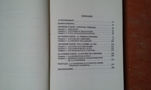 Les marabouts de l'arachide - La confrérie mouride et les paysans du Sénégal
