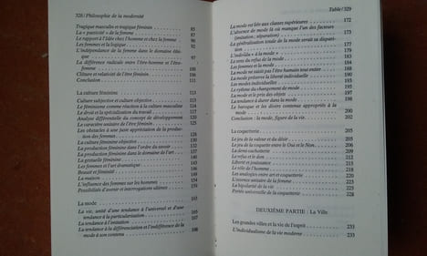 Philosophie de la modernité. La femme, la ville, l'individualisme
. SIMMEL Georg