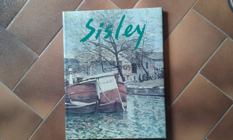Sisley
. BERNAR Deanna Valente