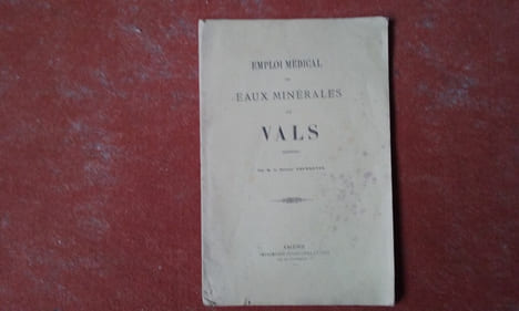 Emploi médical des eaux minérales de Vals (Ardèche)
. TOURRETTE (Dr)