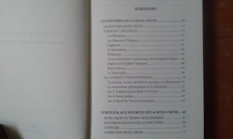 Aux Sources de la Rose-Croix - Mystères d'une tradition ésotérique
. DELBOS Claude