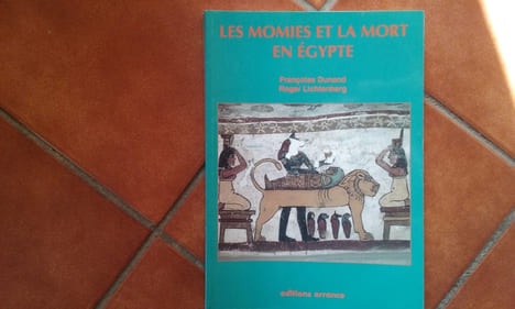 Les momies et la mort en Egypte
. DUNAND Françoise - LICHTENBERG Roger