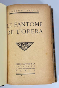 Le fantôme de l'opéra