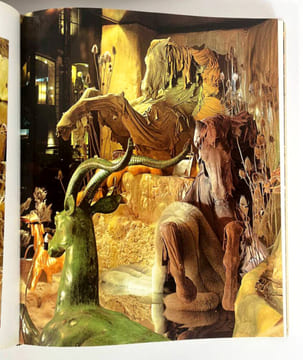 Les Vitrines Hermès. Contes nomades de Leïla Menchari. Michèle Gazier, Michel Tournier, Leïla Menchari