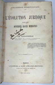 L'évolution juridique dans diverses races humaines