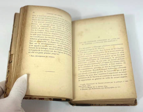 L'évolution et l'origine des espèces. Thomas Huxley