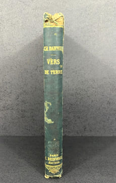 Rôle des vers de terre dans la formation de la terre végétale. Charles Darwin