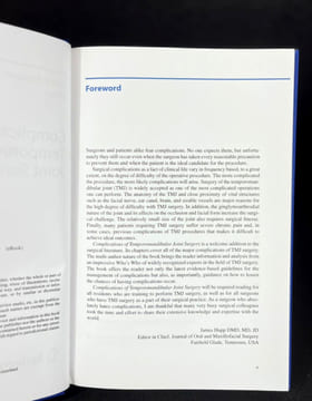 Complications of Temporomandibular Joint Surgery. Gary F. Bouloux (ed.)