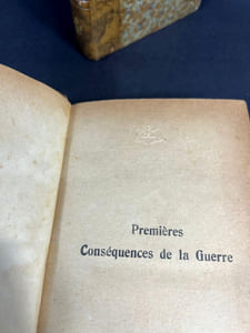 L'évolution de la matière ; Premières conséquences de la guerre (lot de 2 livres)