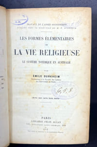 Les formes élémentaires de la vie religieuse. Le système totémique en Australie