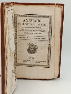 Annuaire du Département du Gers pour l'année bissextile 1820, avec le système Toaldo orné d'une gravure . Gers - Auch