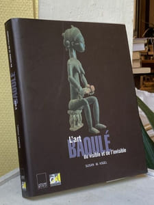 L'art Baoulé du visible à l'invisible. Photographies originales prises par l'auteur. 