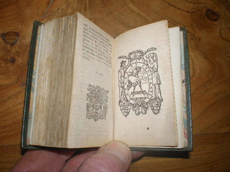 IV livres de l'Imitation de Iésus Christ, par Thomas A Kempis chanoine régulier. Traduits en françois du latin pris sur le manuscrit original de ...