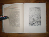 Plan sentimental de Paris.
Portrait de l'auteur par L. Madrassis
Pointes sèches originales de J. Boullaire
Collection Les Images du Temps
Aux Editions Lapina I.
Paris. 1927.