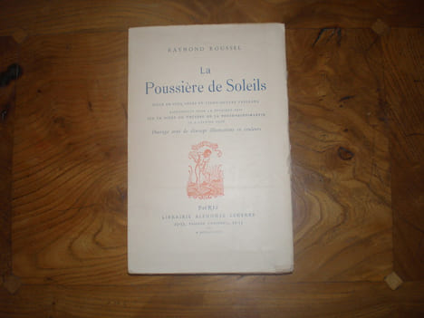 La Poussière de Soleils
Pièce en cinq actes et vingt-quatre tableaux
Représentée pour la première fois sur la scène du théâtre de la ...