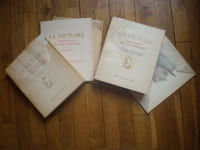 La Victoire sous le signe des Trois Croissants.
Tome I. La vie, les peines et les gloires de la Troisième Division d'Infanterie Algérienne en Italie.
Préface du Général Juin
(Tome II. En France et en Allemagne. Préface du Général de Lattre de Tassigny.)
Illustrations du Lieutenant Jouanneau-Irriera.
Editions Pierre Vrillon. Alger. 1946-48.