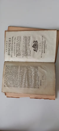 Discours sur la Liberté Françoise,
prononcé le mercredi 5 août 1789,
dans l'église paroissiale de St. Jacques et des SS. Innocents, durant une solemnité consacrée à la mémoire des Citoyens qui sont morts à la prise de la Bastille, pour la défense de la Patrie...
Lyon, chez Faucheux, 1789.
suivi de:
Second discours sur la Liberté Françoise,
prononcé le 31 août 1789,
dans l'église paroissiale de Sainte-Marguerite, en présence des trois districts réunis du Faubourg Saint-Antoine...
Lyon, chez Faucheux, 1789.