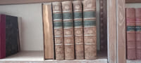 SYSTÈME DES CONNAISSANCES CHIMIQUES, ET DE LEURS APPLICATIONS AUX PHÉNOMÈNES DE LA NATURE ET DE L'ART.
Tome I (II,III,IV et V) suivis de Table alphabétique et analytique des matières contenues dans les cinq tomes du système des connaissances chimiques, rédigée par Mme Dupiery, et revue par le Cen Fourcroy.
Paris. Baudouin. Brumaire an IX-Ventôse an X (1800-1802).