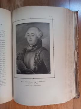 1°.Notice historique sur quelques familles ayant habité le MONT-SAINT-VINCENT dans les XVIe, XVIIe et XVIIIe siècles.
Presses de l'imprimerie ...