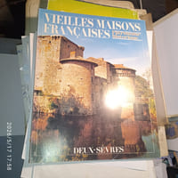 Vieilles maisons françaises. N° 108. 1985.