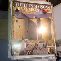 Vieilles maisons françaises. N° 110. 1985.