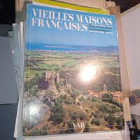 Vieilles maisons françaises. N° 107. 1985.