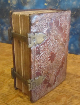 LIVRE DE MESSE EN LATIN. Recueil de plusieurs Textes. undefined