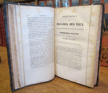 Traité pratique sur les maladies des yeux, ou Leçons données à l'infirmerie ophtalmique de Londres en 1825 et 1826, sur l'anatomie, la physiologie et ...