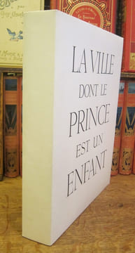 La Ville dont le Prince est un enfant. Trois actes. Texte de 1967. Edition illustrée de 21 burins originaux gravés par Raymond Carrance. MONTHERLANT ...