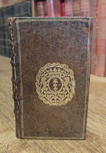 Histoire de la vie et des ouvrages de Mr ARNAULD Augmentée en cette Edition d'un grand nombre de Pièces sur le même sujet.