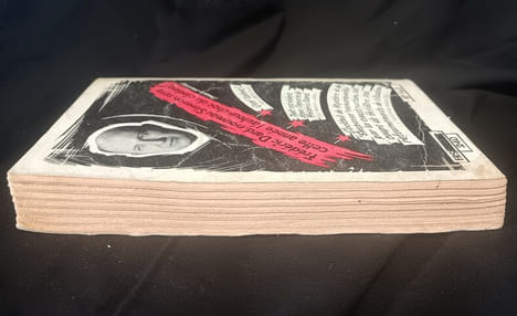 Des yeux pour pleurer
"spécial-police" Editions "Fleuve noir"
achevé d'imprimer sur les presses de l'imprimerie Foucault 1957
EDITION ORIGINALE. ...
