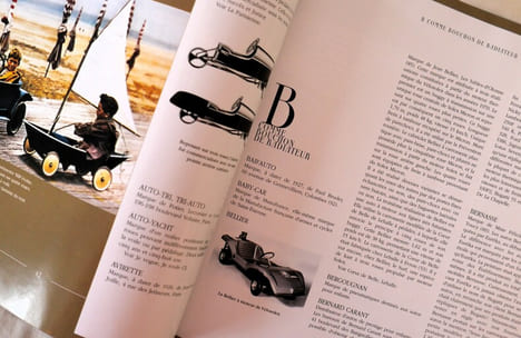 Autos pour enfants à pédales et à moteur, de marques françaises - ETAI 2001. Mick DUPRAT