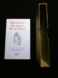 Dictionnaire des auteurs de la Pléiade - textes de Jean-Jacques Thierry, préface de Roger Nimier - 364 illustrations NRF GALLIMARD 1960