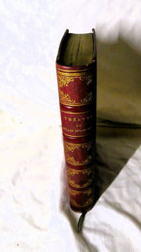 Théâtre - précédé d'une notice biographique par M. Edouard Thierry et illustré de quatre gravures coloriées par MM. Geffroy et Henri Allouard, Paris ...