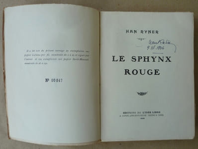 Le Sphinx Rouge.
