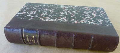 Varia. Ensemble de 25 plaquettes pour la plupart de M. Pélissier ou rapportées par lui. Certaines proviennent de La Revue Rétrospective. A savoir: "Deux satires contre Monseigneur Malachie d'Iguimbert" (6pp.); "Journal de Fauris de Saint-Vincens" élections aux états généraux à Aix en mars-avril 1789, (34pp.); "Varia. Une conspiration à Grenoble, trahie le 20 août 1792", (28 pp.) ; "Deux Volontaires de Sambre et Meuse, 1792-1797", (44pp.); " Une Détention au Temple sous le Directoire", (16pp.); "Enlèvement du Pape Pie VII 1809", (18pp.); "Documents sur la fin de l'Empire; Marie-Louise à Fontainebleau, Le Roi Joseph et l'Abandon de Paris", (12pp.); "Documents sur le séjour de Napoléon à l'île d'Elbe-Les Cent jours" réunion de témoignages de l'entourage de Napoléon, (100pp.); "Les Correspondants du Peintre François-Xavier Fabre, 1808-1834", (190pp.); "Varia. Souvenirs de Pons de l'Hérault 1814-1815", (24pp.); "Journal Anecdotique de Mahul, 1820", (16pp.); "Pièces Relatives aux Journées Des 5 et 6 juin 1832, Carcassone-Paris", (72pp.); "Lettres du Colonel Espinasse sur la prise de Rome 1849", (8pp.); "Pièces relatives aux départements du Midi en Mai et juin 1793", (24 pp.); "De L'Amour des Livres" par Léon-G. Pélissier, édition originale, Aix Makaire, 1888, exemplaire sur hollande N°25/25 premier papier, (26pp), non rogné.