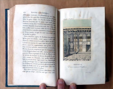 Voyage D'Orenbourg à Boukhara fait en 1820 à travers les steppes qui s'étendent à l'Est de la mer d'Aral et au delà de l'ancienne Jaxartès. Edition en français revue par M. Le Chevalier Amédée Jaubert.
