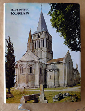 Haut-Poitou Roman. 2ème édition. "La Nuit des Temps".. Oussel (Raymond) et collectif.