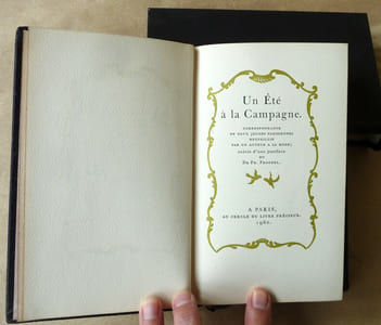 Un été à la campagne. Correspondance de deux jeunes parisiennes recueillie par un auteur à la mode, suivie d'une postface du Dr. Froebel.