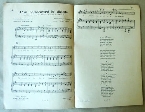 Noëls d'Hier et d'Aujourd'hui. 10 succès d'auteurs divers.. Chants de Noël.