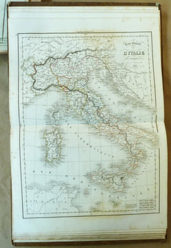 Atlas de la Géographie ancienne, du moyen-age, et Moderne, adopté par.... Delamarche (successeur de Robert de Vaugondy).