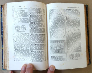 Dictionnaire de Biographie, Mythologie, Géographie anciennes, pour servir à l'intelligence des auteurs grecs et latins...