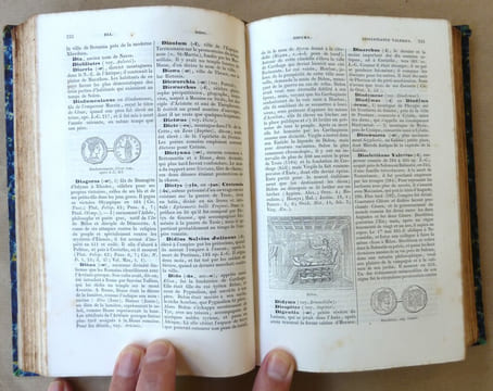 Dictionnaire de Biographie, Mythologie, Géographie anciennes, pour servir à l'intelligence des auteurs grecs et latins.... Smith (Docteur).