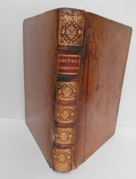 DICTIONNAIRE CHRONOLOGIQUE , CRITIQUE , SUR L ' ORIGINE DE L ' IDOLATRIE , des sectes des Samaritains , des Juifs , des Hérésies , des Schismes , des ...