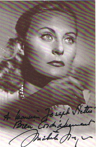 Carte postale d&eacute;dicac&eacute;e par Mich&egrave;le Morgan. . ( Cin&eacute;ma ) - Mich&egrave;le Morgan.
