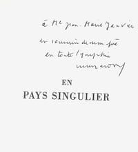 En Pays Singulier. Histoires Insolites. ( Un des 55 exemplaires numérotés sur vélin de rives du tirage de tête, avec belle dédicace de Yves Gandon ).